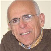 Insegnante di storia e filosofia impartisce lezioni di storia e filosofia a studenti scuole medie e scuole superiori