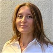 Laureata in Economia con certificazione di Inglese offre lezione private