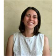 Professeure italienne d'école primaire donne des cours particuliers
