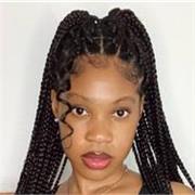 Buena persona apasionada con de comunicación, me gustaría trabajar dia a dia con los niños, enseñarlos el idioma y ayudarles 