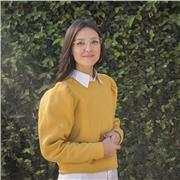 Profesora de español lengua materna y lengua extranjera