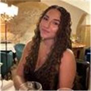 Étudiante en droit à la faculté, je possède de nombreuse certification en allemand notamment le bac et l’enseignerais avec plaisir