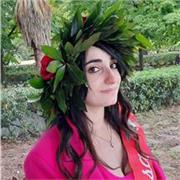 Chimica e biologia ad alunni di scuole medie, superiori e studenti universitari