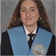 Graduada en Magisterio Educación Primaria, con las menciones en Educación Física y Necesidades Educativas, soy creativa.