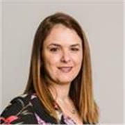 Veterinaria con experiencia en impartir clases de matemáticas, biología, física y química 