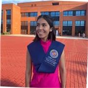 Ofrezco clases dinámicas y accesibles donde desgloso los conceptos de la anatomía de manera clara y comprensible.
