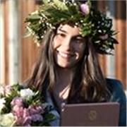 Studentessa universitaria con certificazione di lingua, offro ripetizioni private di inglese per ragazzi fino al liceo. 