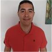 Estudiante de último curso del Grado en Matemáticas, imparte clases de Matemáticas a alumnos de primaria y ESO