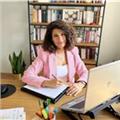 Antalya’da yaşıyorum. Psikolog olarak online çalışıyorum. Çocuklara temas edip onlardaki değişimi görmek beni mutlu ediyor 