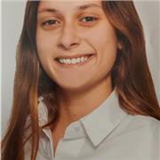 Doy clases de matemáticas, inglés, historia, filosofía, química... Soy graduada en educación Secundaria obligatoria y en un grado medio de auxiliar de enfermería