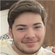 bonjour, je suis élève en terminale générale et je peux aider dans toutes les matières enseignées dans le collège.