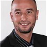 De formation technique et commerciale, mes premières expériences m’ont permises de renforcer mes acquis et d’appréhender les diffé