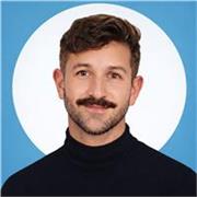 Profesor de Lengua, Literatura y Comunicación con experiencia y destreza en explicar, guiar y adaptarse al nivel del alumnado.