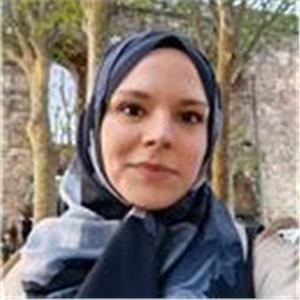 Esma Nur