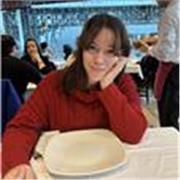 Joven muy entusiasta, he vivido en estados unidos. Puedo dar clases a niños 