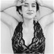 Soprano musicóloga, con doctorado en prácticas performáticas de la voz, ofrece clases en línea