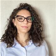 Insegnante di italiano, geostoria e latino dà lezioni online. Laureata in Filologia moderna.