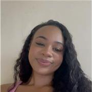 I would describe myself as a bubbly and friendly person and my lessons are aimed at students aiming to travel or live in Brazil.