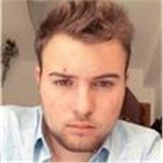 Estudiante de tercero del Grado en Historia de la Universidad de Valencia, ofrece sus servicios para dar clases a alumnos de ESO y bachillerato de materias tales como Historia, Geografía, Economía o Filosofía
