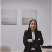 La palabra que mejor me define es el trabajo. Soy entusiasta del Derecho y, en general, una persona muy proactiva. 
