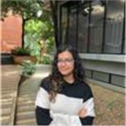 Profesora de matemáticas para niños de bachillerato