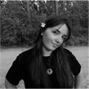 Geschichtsstudentin die alle Gewi Fächer und Englisch unterrichten kann!