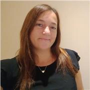 Profesora de inglés brinda clases online destinada a adolescentes y adultos. Clases adecuadas a las necesidades de los estudiantes