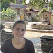 Ich gehe in die 10. Klasse auf ein Gymnasium und würde mich sehr freuen, jüngere Schüler unterstützen zu können