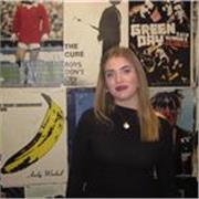 Estudiante de Ingeniería Matemática, enseño matemáticas, física e inglés paso a paso resolviendo dudas y generando confianza!
