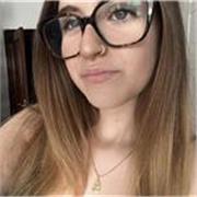 Soy estudiante de bachillerato humanístico con media de 8. Tengo un nivel bueno de inglés. Me interesa ayudar a niños de primaria 