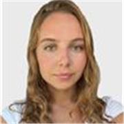 Soy una joven responsable, con experiencia ayudando a niños con los deberes, especialmente en matemáticas