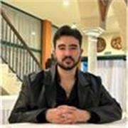 Profesor particular de inglés con más de tres años de experiencia, que se reinventa y adapta a cualquier situación y alumno. 