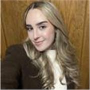 Joven responsable y paciente. Ofrezco cuidar creando buen ambiente además de apoyo al estudio para niños de primaria.