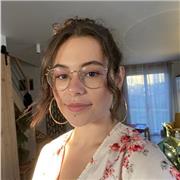 Tutrice pour le soutien scolaire et l’aide aux devoirs en anglais pour les élèves de CP jusqu’à la terminale en visioconférence