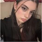 Neodiplomata di Liceo Scientifico Linguistico offre lezioni e ripetizioni di lingua e di matematica a bambini e ragazzi