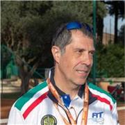 Accreditato FIT impartisce lezioni Padel Tennis