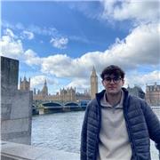 Estudiante de ingeniería mecánica,me encantan las matemáticas y ayudar a entenderlas.