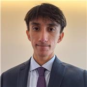 I give private lessons tailored to your level and learning needs.