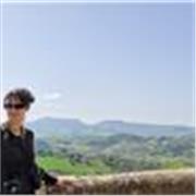 Proferosa de inglés imparte clases para todas las edades