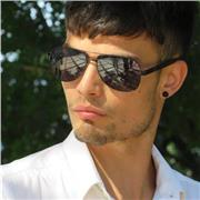 offro lezioni di italiano da remoto rivolte a professionisti e aziende.