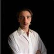 Etudiant école d'ingénieur. Enseigne et aide à la compréhension des maths et de la physique