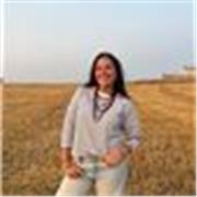 Profesora con experiencia dando clase a niños de 1 y 2 de la ESO. 