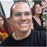 Profesor con disponibilidad para enseñar castellano, inglés e italiano