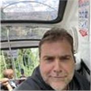 Se vuoi chiacchierare in italiano chiamami! Io parlo spagnolo e ti posso aiutare a migliorare il tuo vocabolario