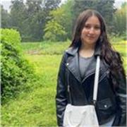 Soy una alumna terminando 2 bachillerato. No tengo mucha experiencia, siendo profesora, el año que vien hago un grado de filología