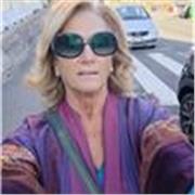 Docente esperta di lingua francese impartisce lezioni di lingua, letteratura e preparazione alle Certificazioni ed esamidi Stato