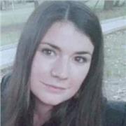 Niñera y profesora de repaso, graduada en Comunicación Audiovisual