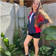 Profesora de educación física, con amplios conocimientos en historia y geografía y ciencias sociales