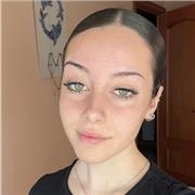 Estudiante de un ciclo medio de diseño web con titulación ESO