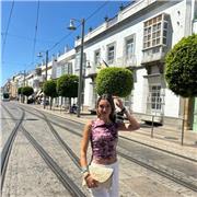 Profesora de Inglés con título C1 de Cambridge ofrezco clases para cualquier edad